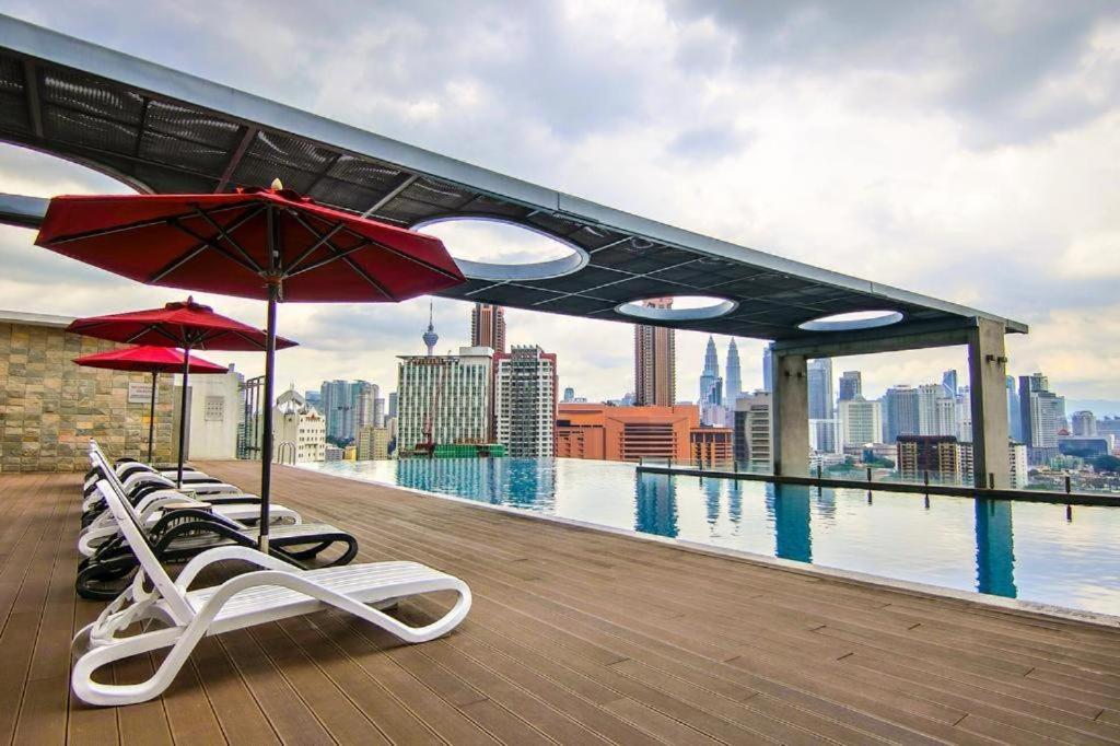Premium Suites @ D'Majestic Place, Kl City Centre กัวลาลัมเปอร์ ภายนอก รูปภาพ